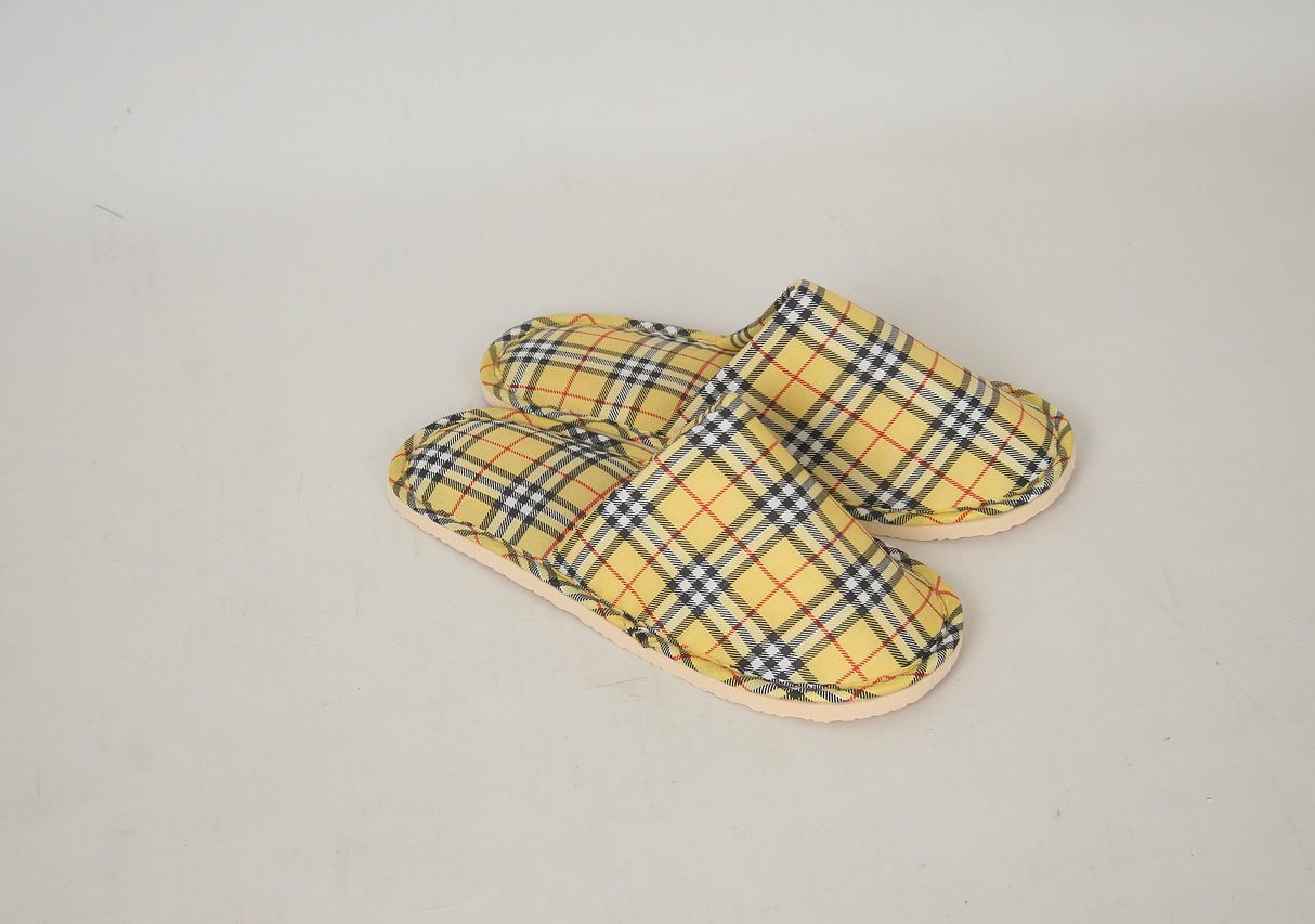 Comfortabel thuiswerken op pantoffels voor heren!